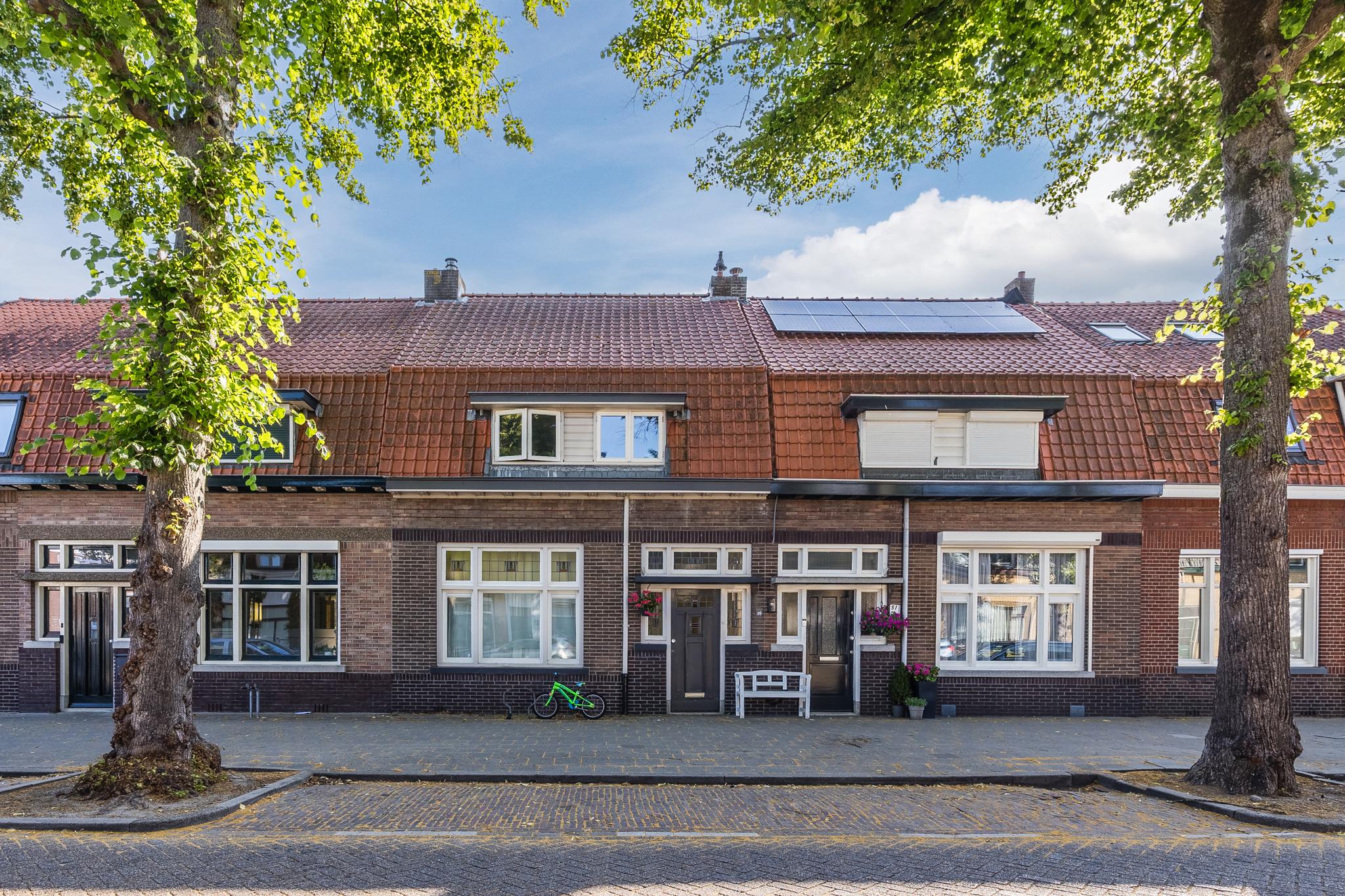 Prins Bernhardlaan 49 